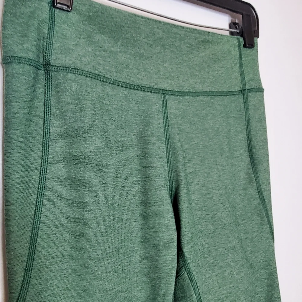Outdoor voices cropped leggings heathered‎ evergreen size medium